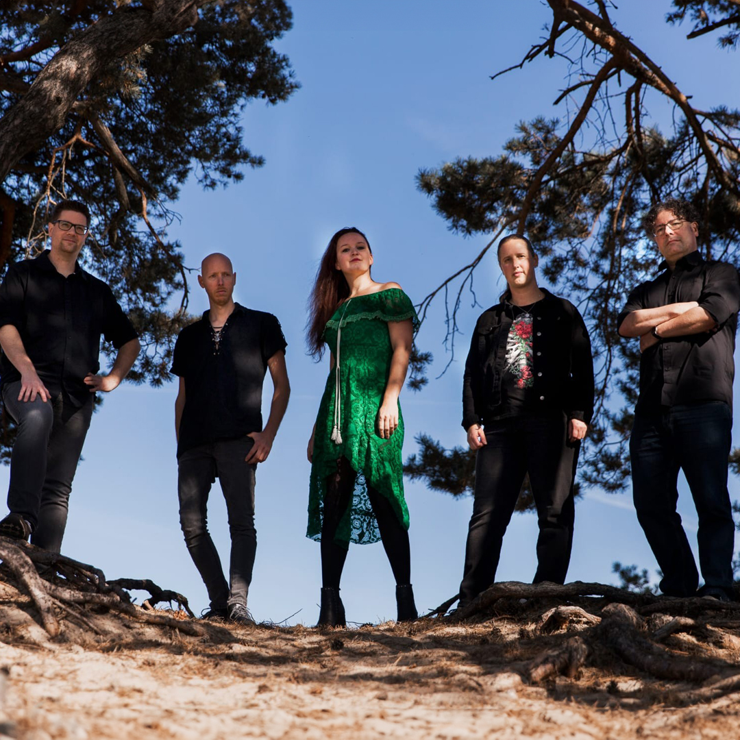 MaxiFusion Album Release + RedPrint | 15 Jaar Sprookjesachtige Rock!